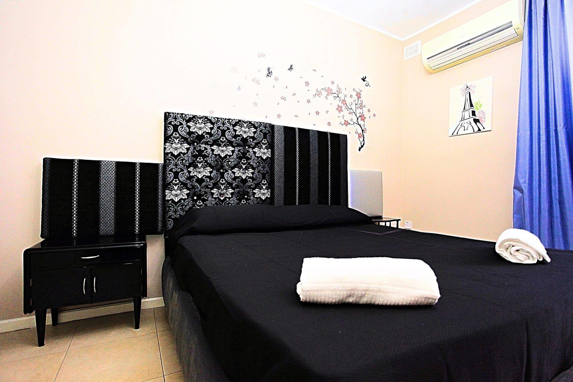 Boutique Apartments Saint Julians San Ġiljan Extérieur photo
